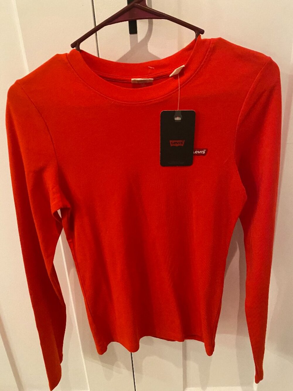 Brand New Levi's Long-Sleeved, Crewneck Tee With Tags, Size Small